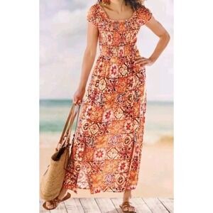 SOFT SURROUNDINGS Size SMALL Orange Floral Batik Short Sleeve Smocked Maxi Dress